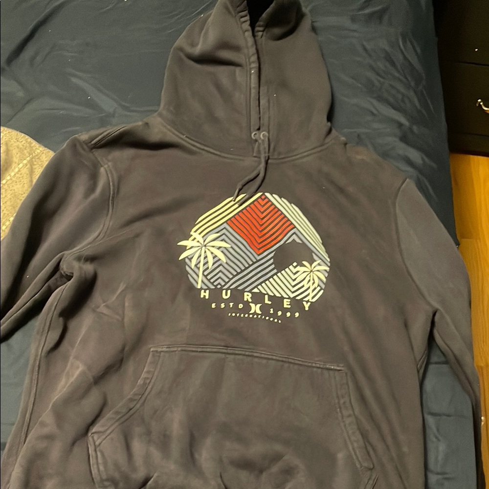 Hurley Gray Sweatshirt with Graphic Design